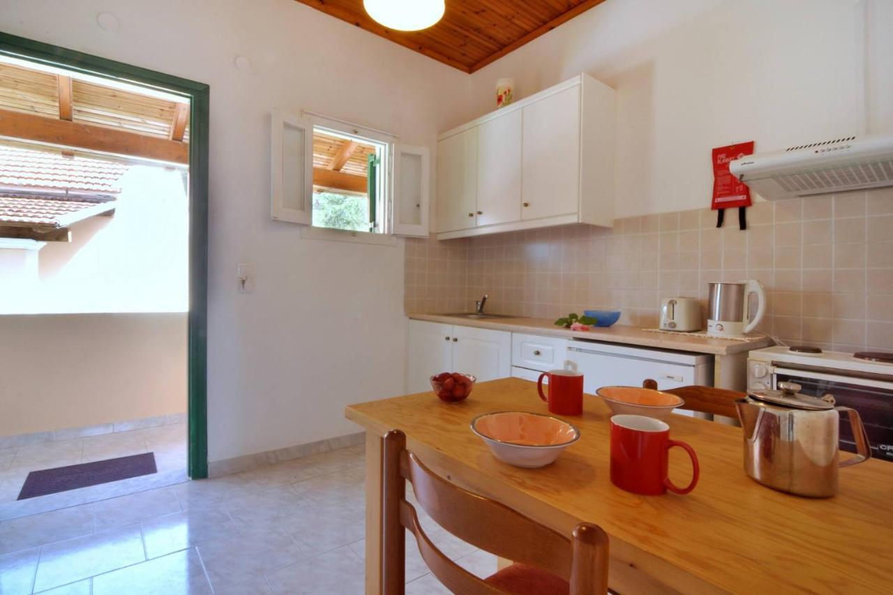 Makris Apartments Arillas  Zewnętrze zdjęcie